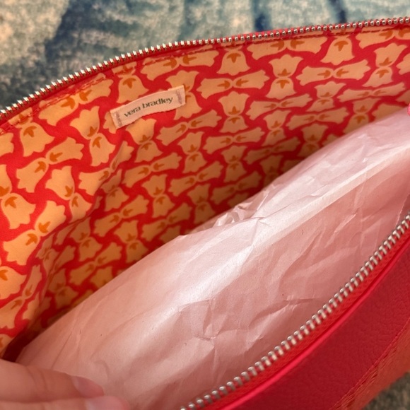 NWT Vera Bradley Red Makeup Travel Pouch - Picture 6 of 6